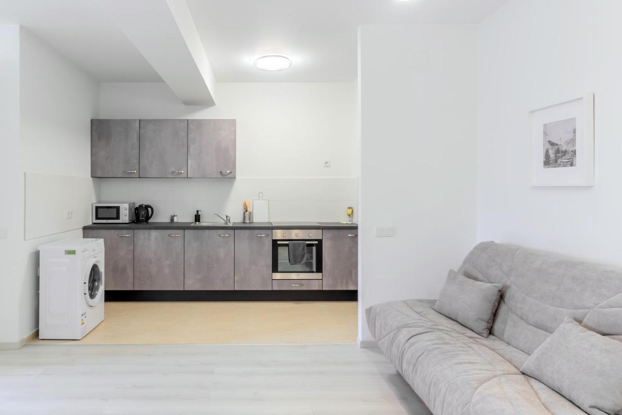 Atlas Unirii: Upscale Flats In The Heart Of Bucharest! 외부 사진