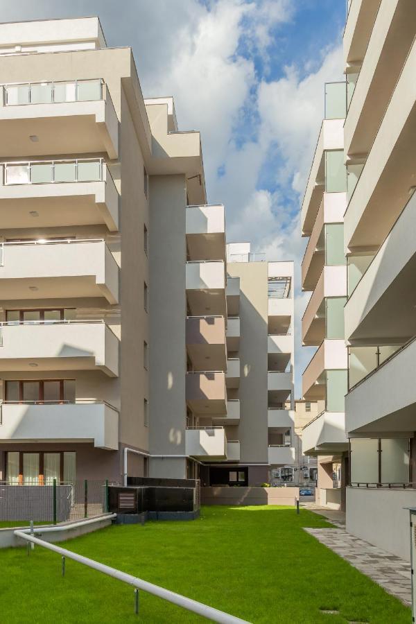 Atlas Unirii: Upscale Flats In The Heart Of Bucharest! 외부 사진